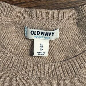 Old Navy Beige Crewneck Sweater